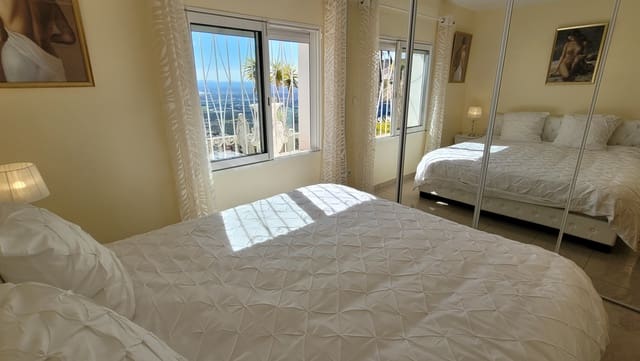 4 slaapkamer Villa te koop in Roses met zwembad - € 899.000 (Ref: 7499031)