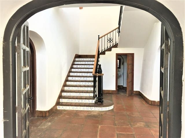 7 makuuhuone Maalaistalo myytävänä paikassa San Enrique de Guadiaro, San Roque mukana uima-altaan 
autotalli - 3 500 000 € (Ref: 7530695)