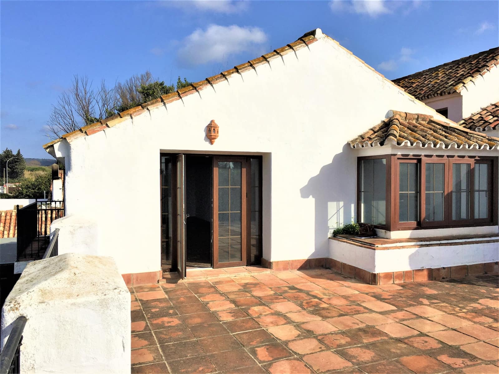 7 makuuhuone Maalaistalo myytävänä paikassa San Enrique de Guadiaro mukana uima-altaan 
autotalli - 3 500 000 € (Ref: 7530695)