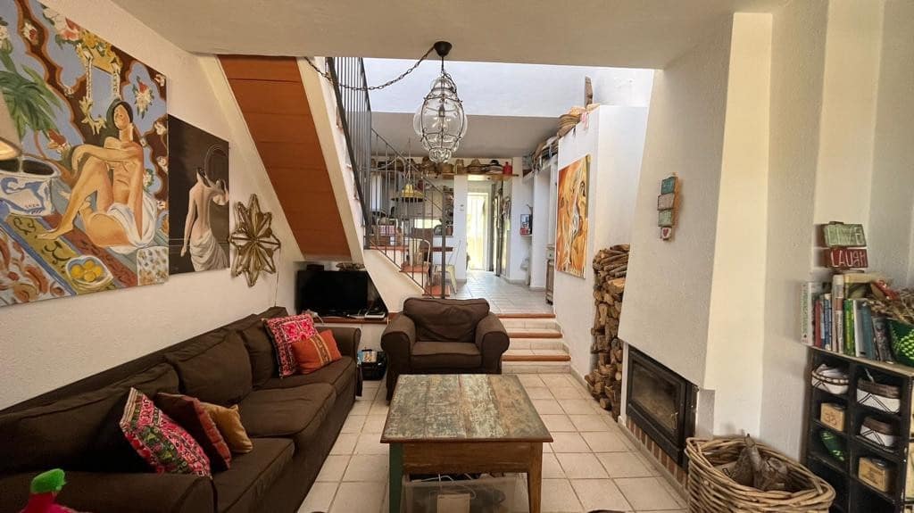 3 makuuhuone Huoneisto myytävänä paikassa La Siesta mukana uima-altaan - 675 000 € (Ref: 7563793)