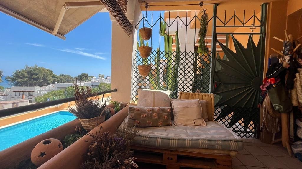 3 makuuhuone Huoneisto myytävänä paikassa La Siesta mukana uima-altaan - 675 000 € (Ref: 7563793)