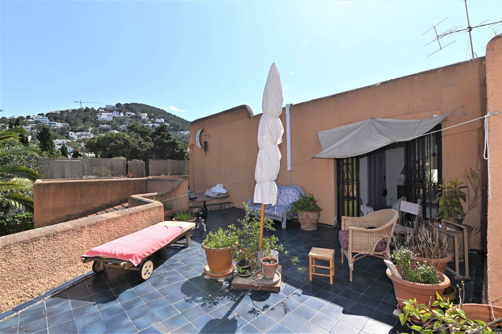 4 quarto Moradia para venda em La Siesta com piscina garagem - 2 100 000 € (Ref: 7634290)