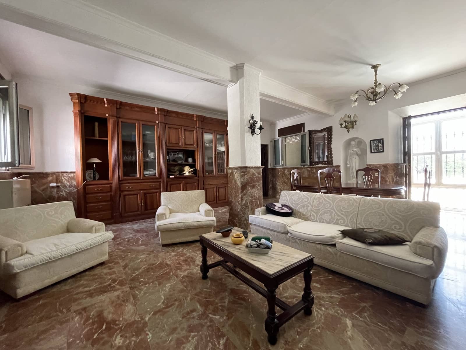 6 soveværelse Finca/Landehus til salg i Carmona med swimmingpool garage - € 1.200.000 (Ref: 7693379)