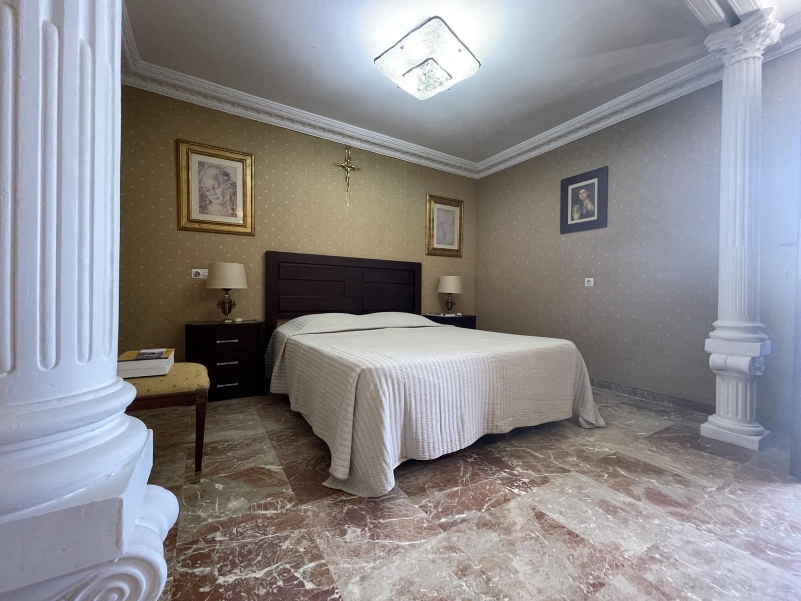 6 soveværelse Finca/Landehus til salg i Carmona med swimmingpool garage - € 1.200.000 (Ref: 7693379)