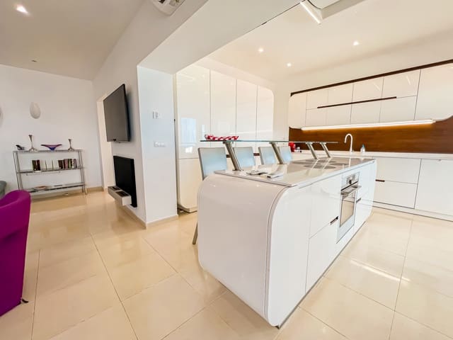 5 bedroom Villa for sale in La Cala de Mijas, Mijas with pool garage - € 1,994,000 (Ref: 7740210)