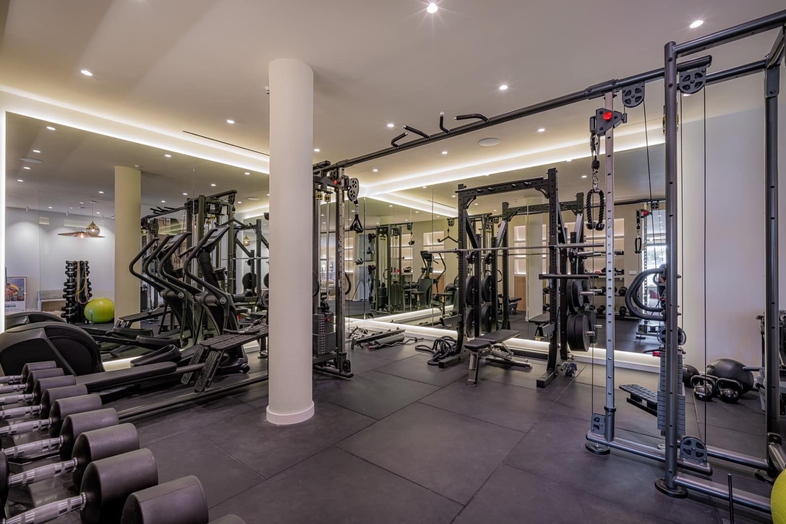 5 slaapkamer Villa te koop in Benahavis met zwembad - € 5.250.000 (Ref: 8183271)
