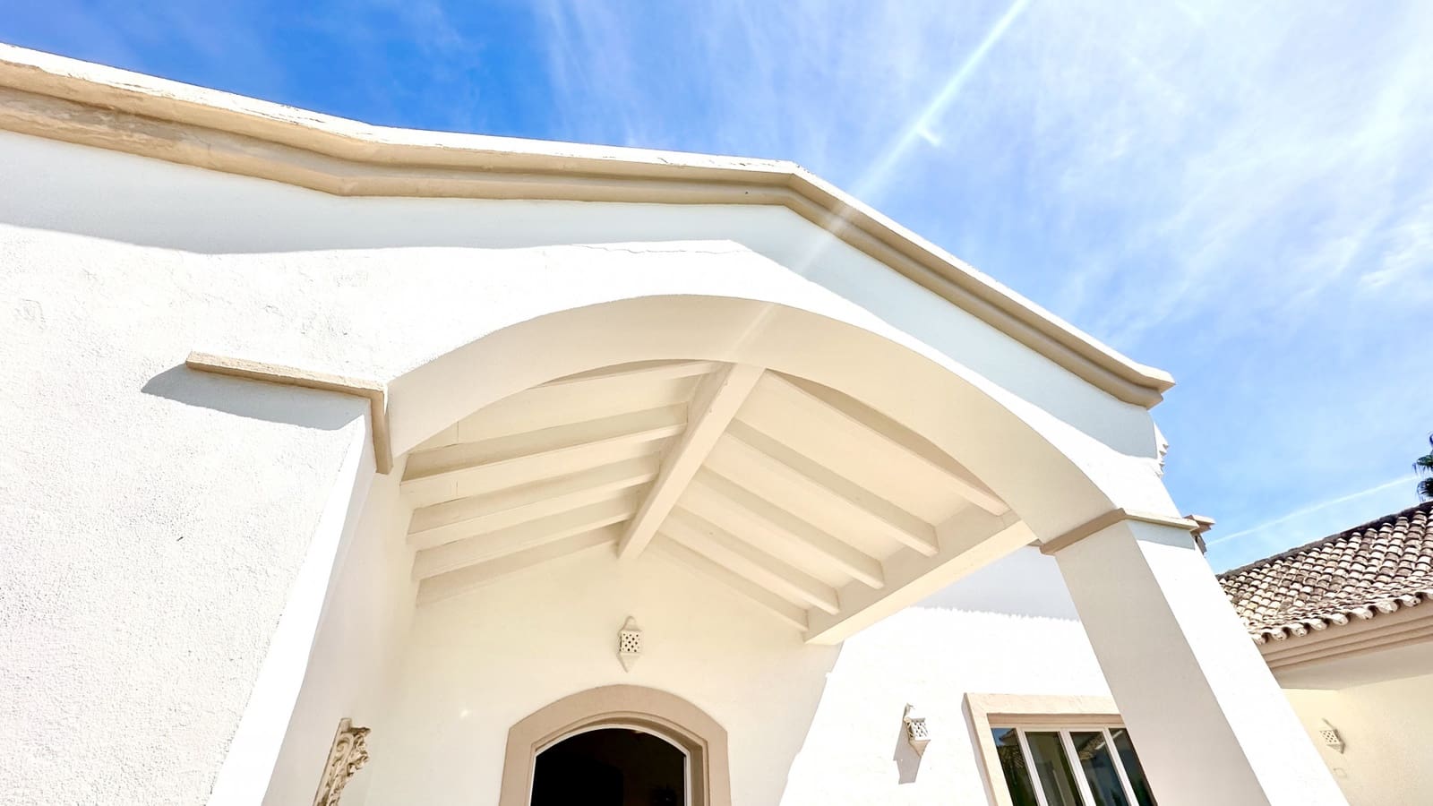 4 soveværelse Villa til salg i Istan med swimmingpool garage - € 1.500.000 (Ref: 8191390)