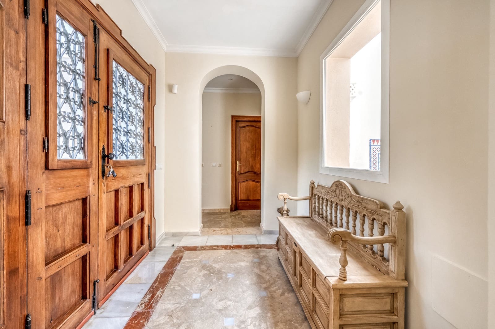 4 soveværelse Villa til salg i Istan med swimmingpool garage - € 1.500.000 (Ref: 8191390)