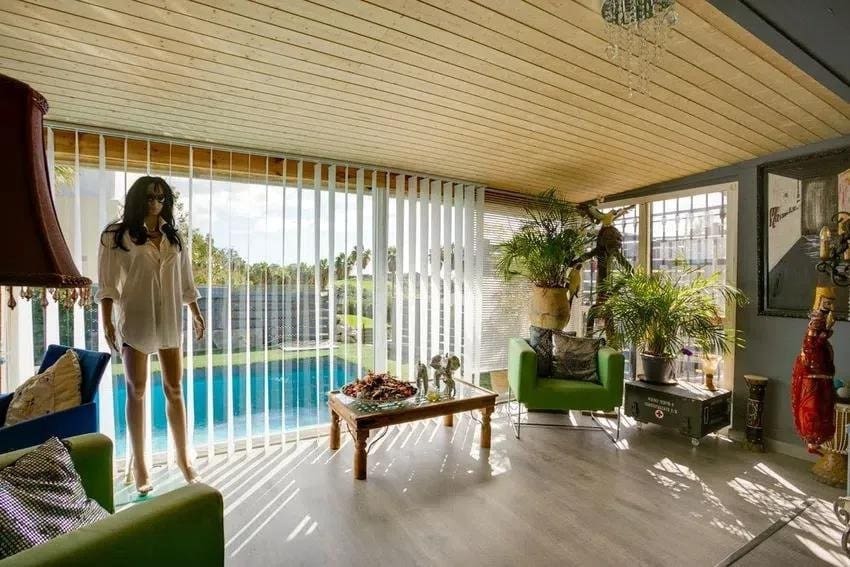 4 makuuhuone Huvila myytävänä paikassa Estepona mukana uima-altaan - 795 000 € (Ref: 8279095)