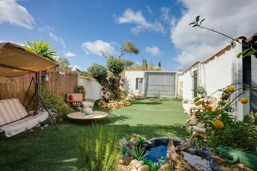 4 makuuhuone Huvila myytävänä paikassa Estepona mukana uima-altaan - 795 000 € (Ref: 8279095)
