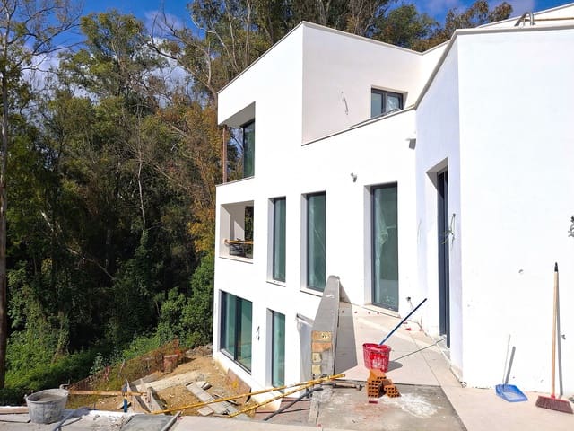Chalet de 5 habitaciones en Sotogrande Alto, San Roque en venta con piscina garaje - 3.350.000 € (Ref: 8284809)
