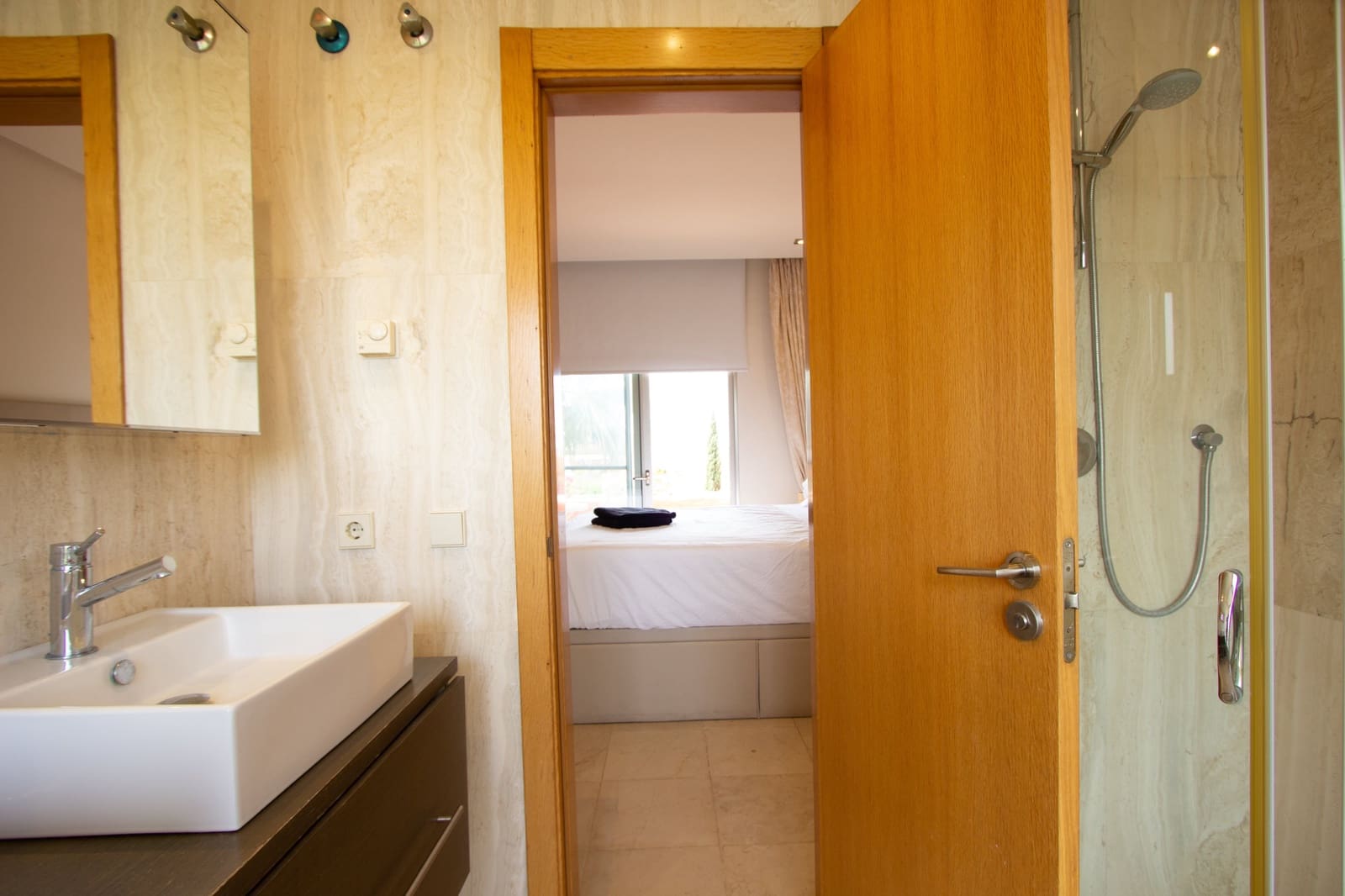 4 sypialnia Dom blizniak na sprzedaż w Manilva z basenem garażem - 479 000 € (Ref: 8303117)