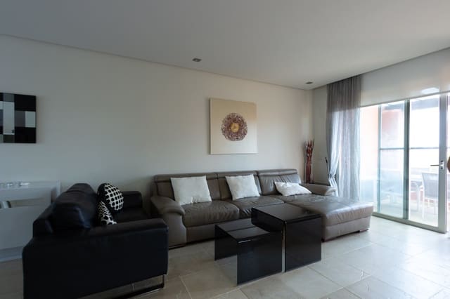 4 sypialnia Dom blizniak na sprzedaż w Manilva z basenem garażem - 479 000 € (Ref: 8303117)