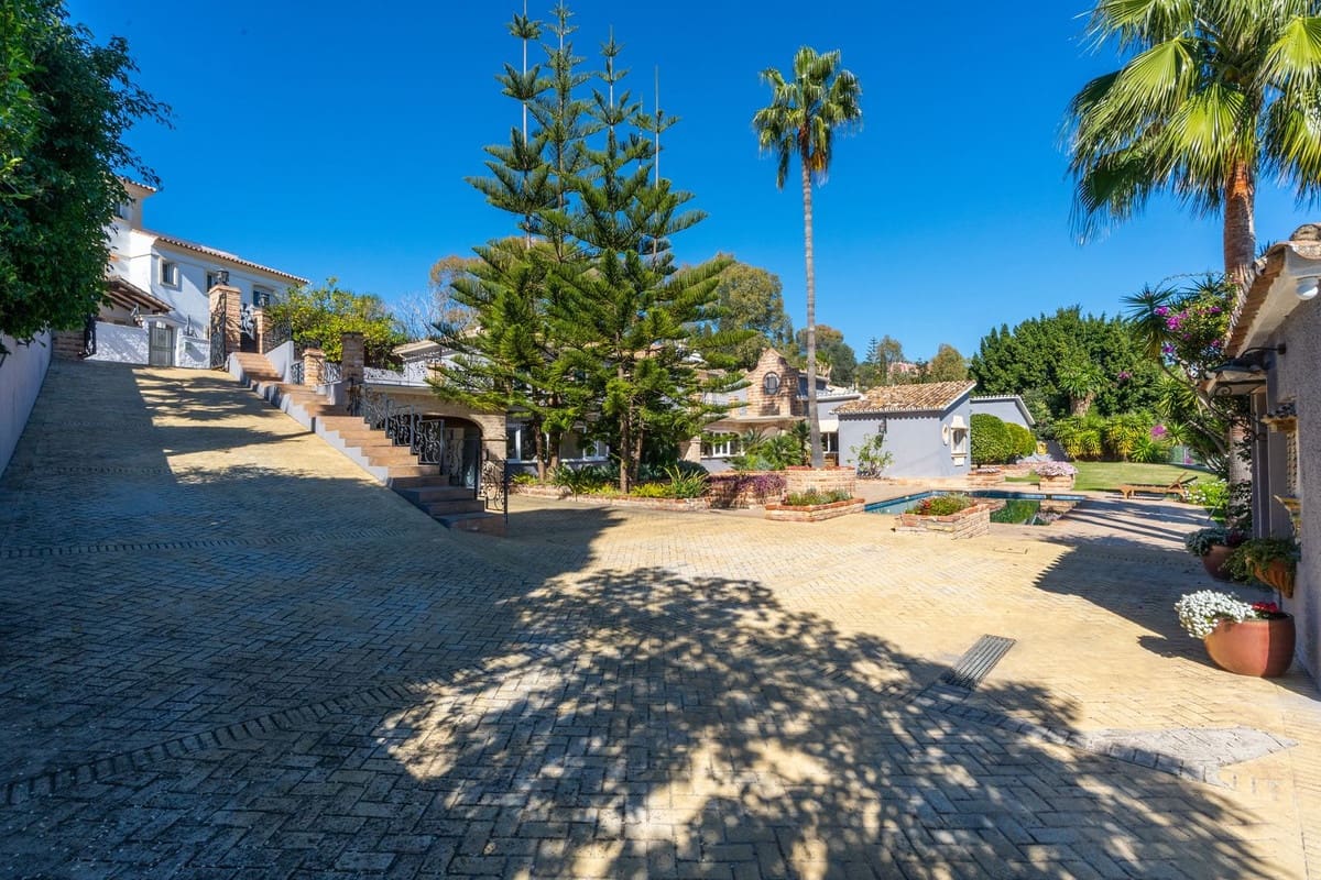 5 camera da letto Villa in vendita in Benahavis con piscina garage - 1.900.000 € (Rif: 8318022)