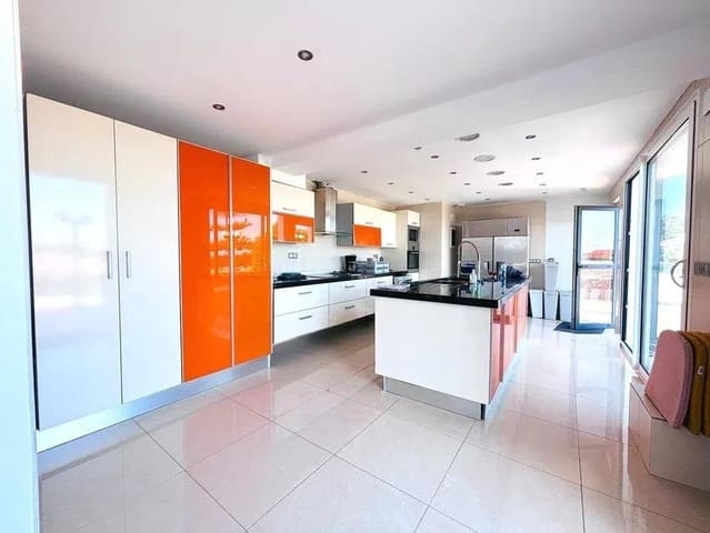 16 chambre Hôtel à vendre à Mijas Costa, Mijas avec piscine garage - 3 500 000 € (Ref: 8331650)