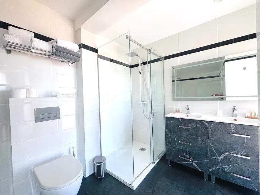 16 chambre Hôtel à vendre à Mijas Costa avec piscine garage - 3 500 000 € (Ref: 8331650)