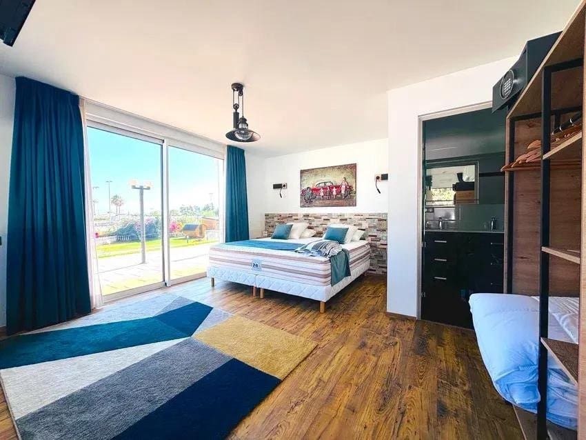 16 chambre Hôtel à vendre à Mijas Costa avec piscine garage - 3 500 000 € (Ref: 8331650)