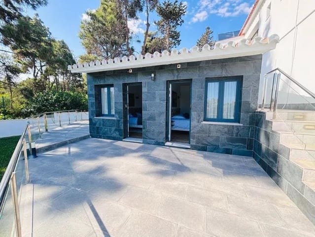Hotel de 16 habitaciones en Mijas Costa, Mijas en venta con piscina garaje - 3.500.000 € (Ref: 8331650)