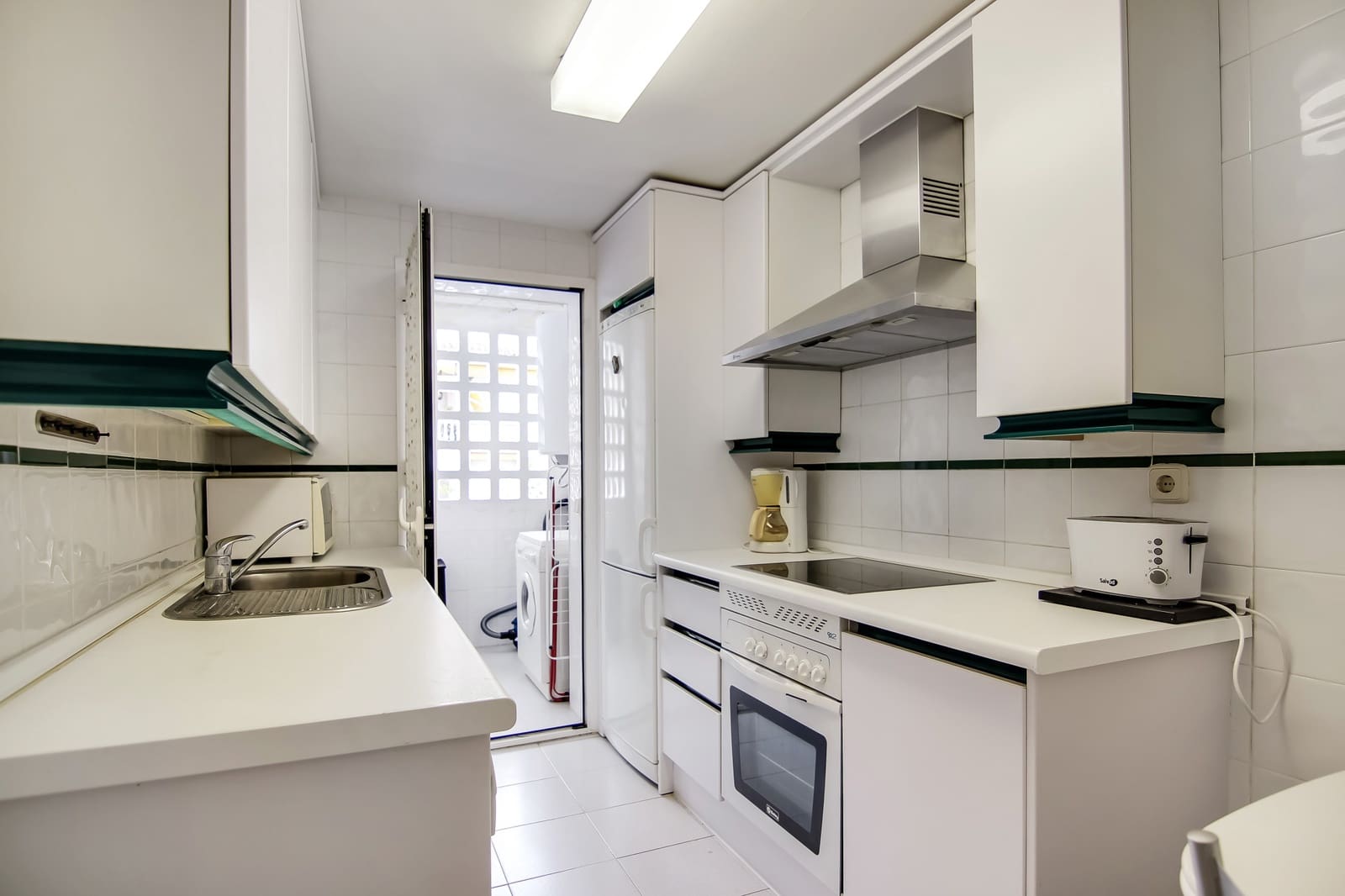 2 chambre Appartement à vendre à Marbella avec piscine garage - 570 000 € (Ref: 8377862)