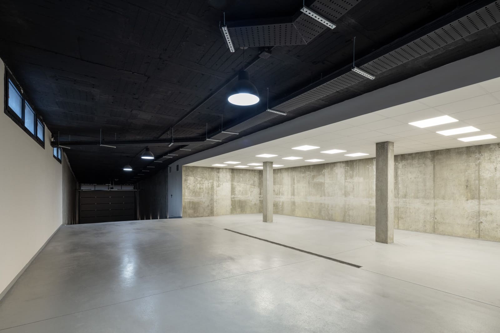 6 bedroom Villa for sale in Nueva Andalucia with pool garage - € 4,100,000 (Ref: 8426558)