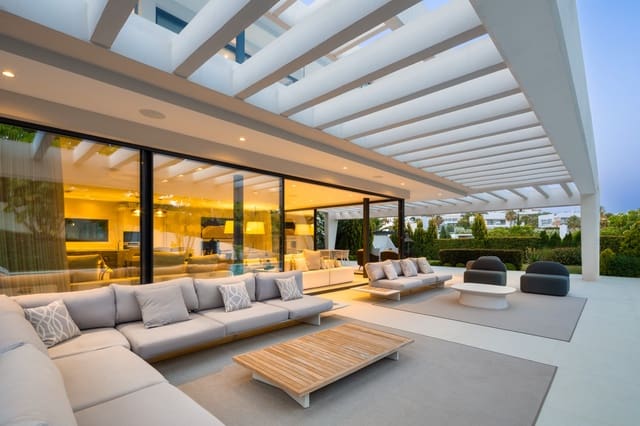 6 slaapkamer Villa te koop in Nueva Andalucia, Marbella met zwembad garage - € 4.100.000 (Ref: 8426558)