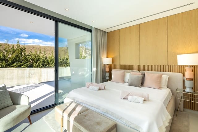 6 slaapkamer Villa te koop in Nueva Andalucia, Marbella met zwembad garage - € 4.100.000 (Ref: 8426558)