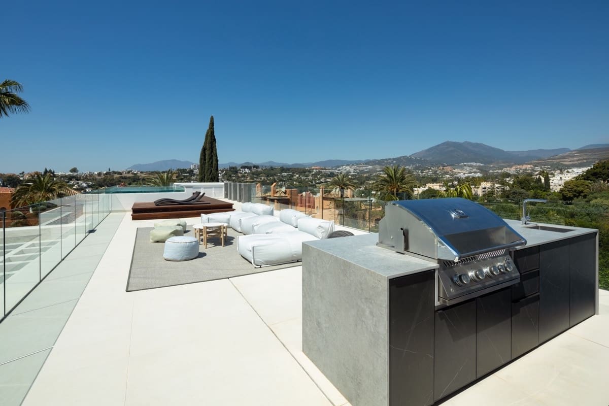 6 camera da letto Villa in vendita in Nueva Andalucia con piscina garage - 8.500.000 € (Rif: 8578281)