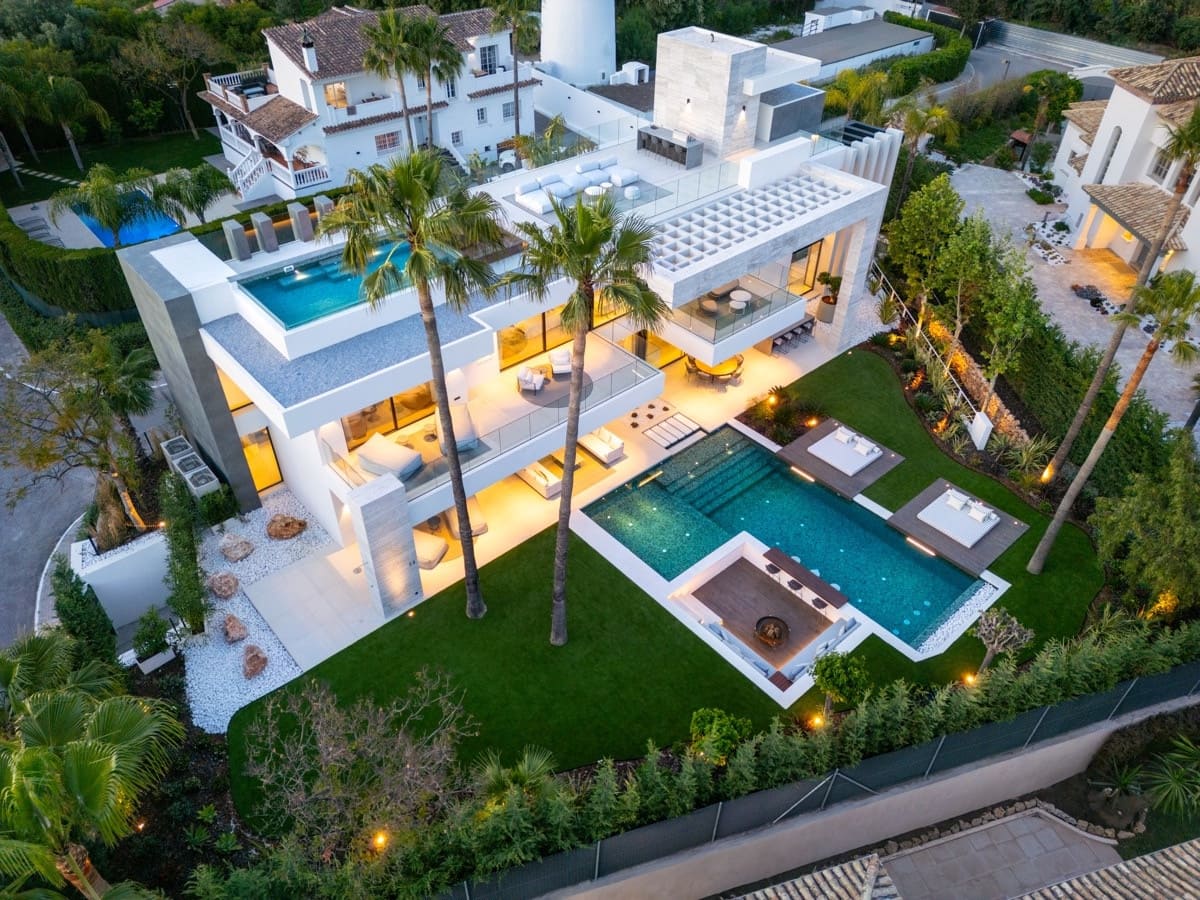 6 camera da letto Villa in vendita in Nueva Andalucia con piscina garage - 8.500.000 € (Rif: 8578281)