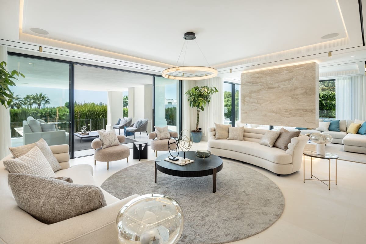 6 soverom Villa til salgs i Marbella med svømmebasseng garasje - € 9 875 000 (Ref: 8578282)