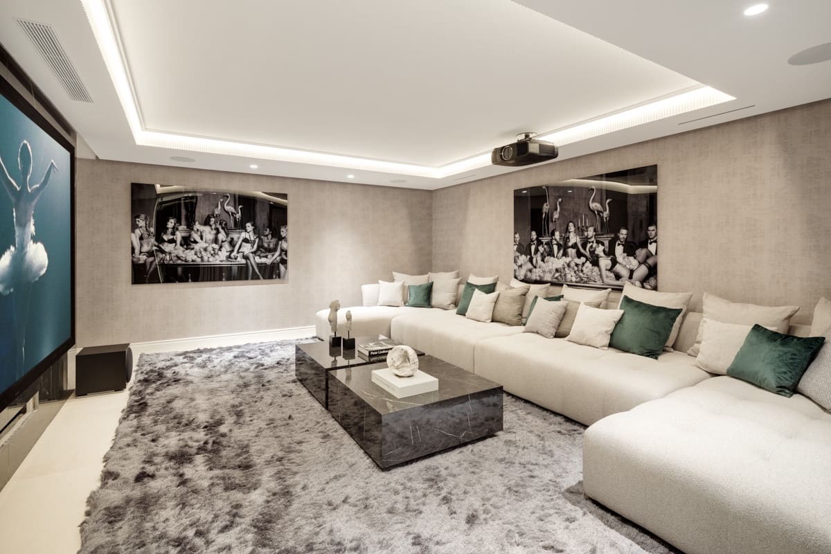 6 soverom Villa til salgs i Marbella med svømmebasseng garasje - € 9 875 000 (Ref: 8578282)