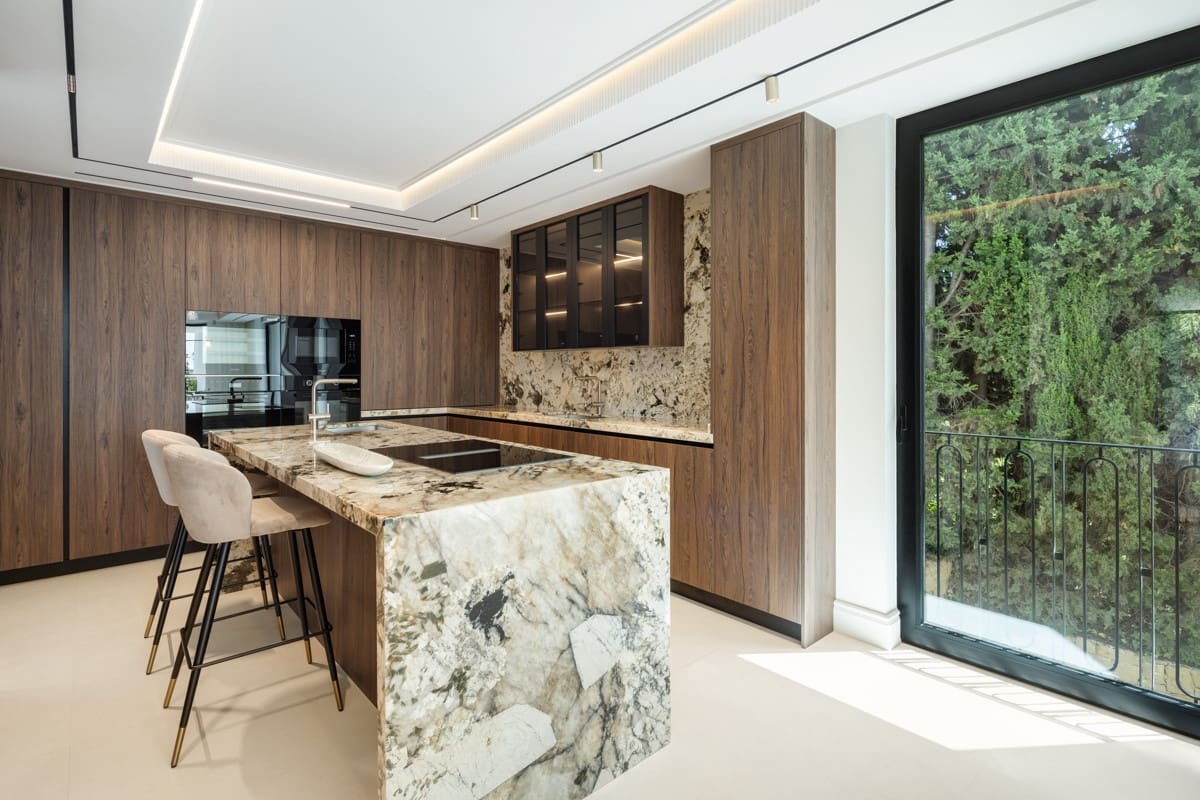 6 soverom Villa til salgs i Marbella med svømmebasseng garasje - € 9 875 000 (Ref: 8578282)