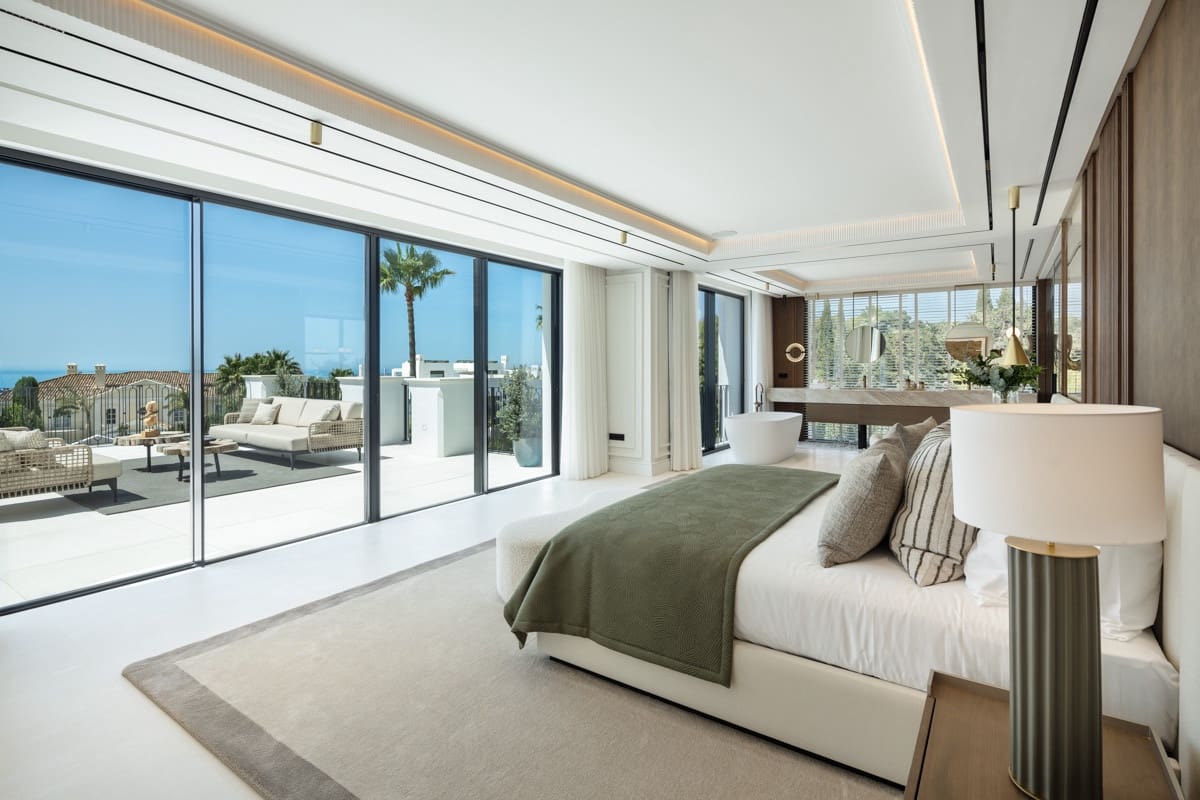 6 soverom Villa til salgs i Marbella med svømmebasseng garasje - € 9 875 000 (Ref: 8578282)