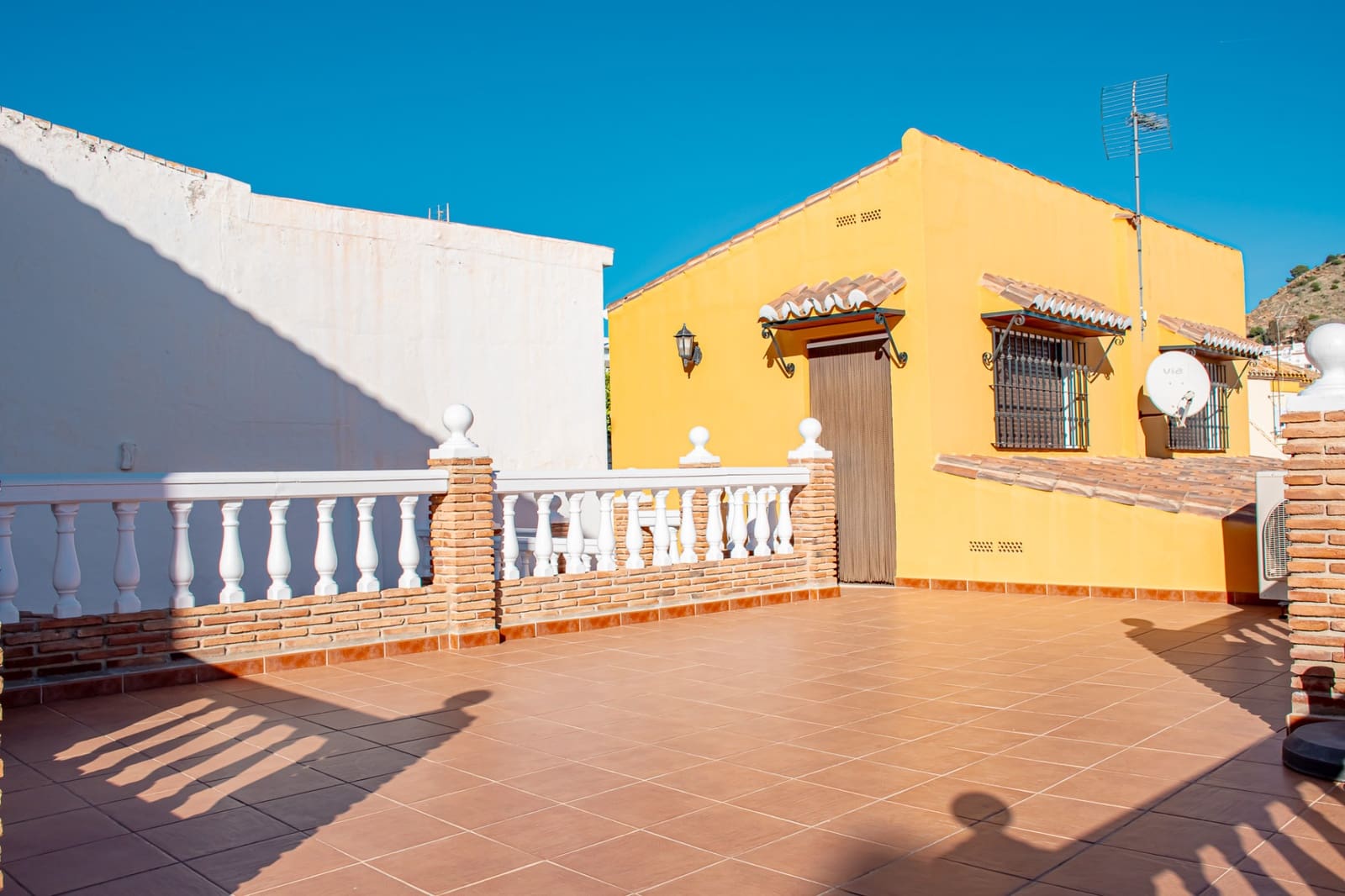4 Zimmer Villa zu verkaufen in Malaga Stadt mit Garage - 1.150.000 € (Ref: 8595503)