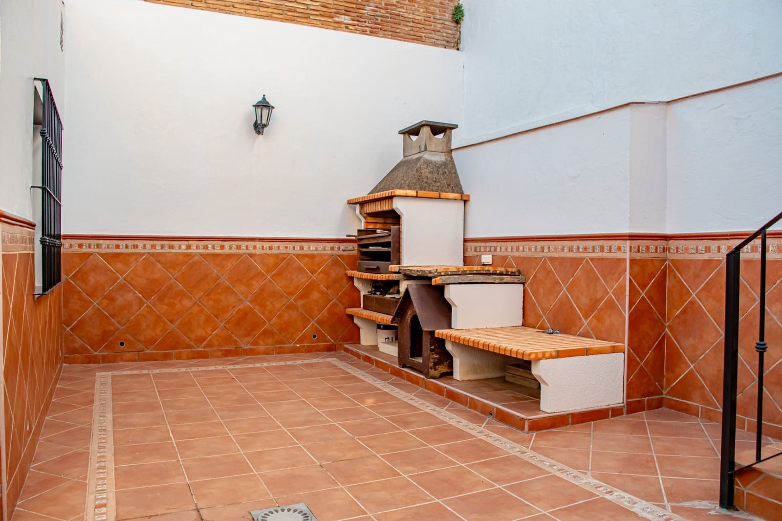 4 Zimmer Villa zu verkaufen in Malaga Stadt mit Garage - 1.150.000 € (Ref: 8595503)