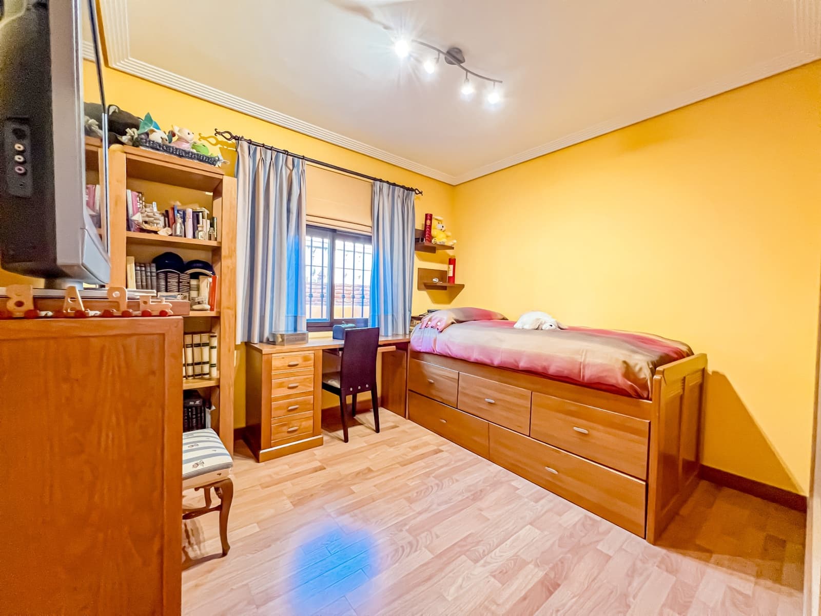4 Zimmer Villa zu verkaufen in Malaga Stadt mit Garage - 1.150.000 € (Ref: 8595503)