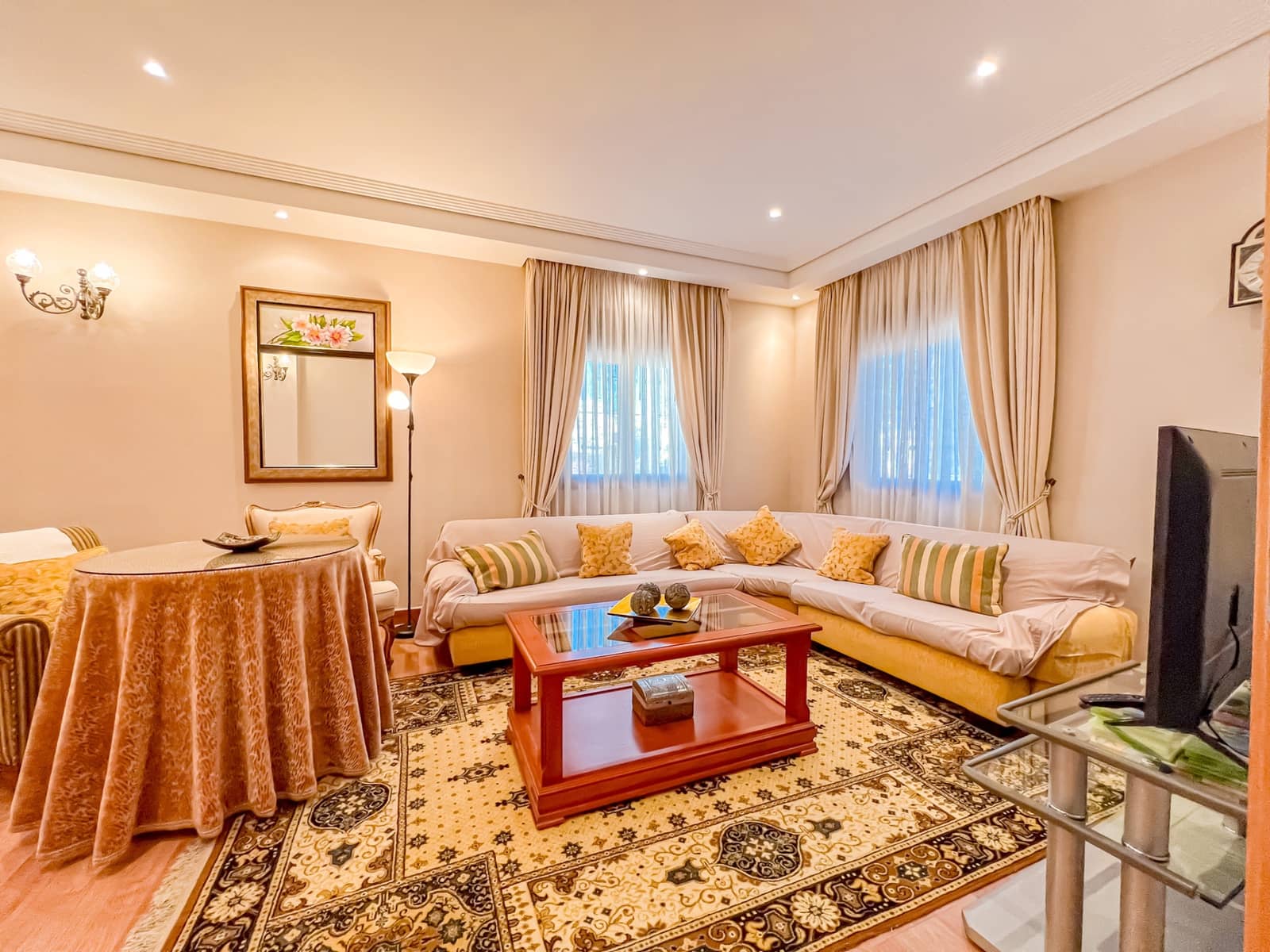 4 Zimmer Villa zu verkaufen in Malaga Stadt mit Garage - 1.150.000 € (Ref: 8595503)