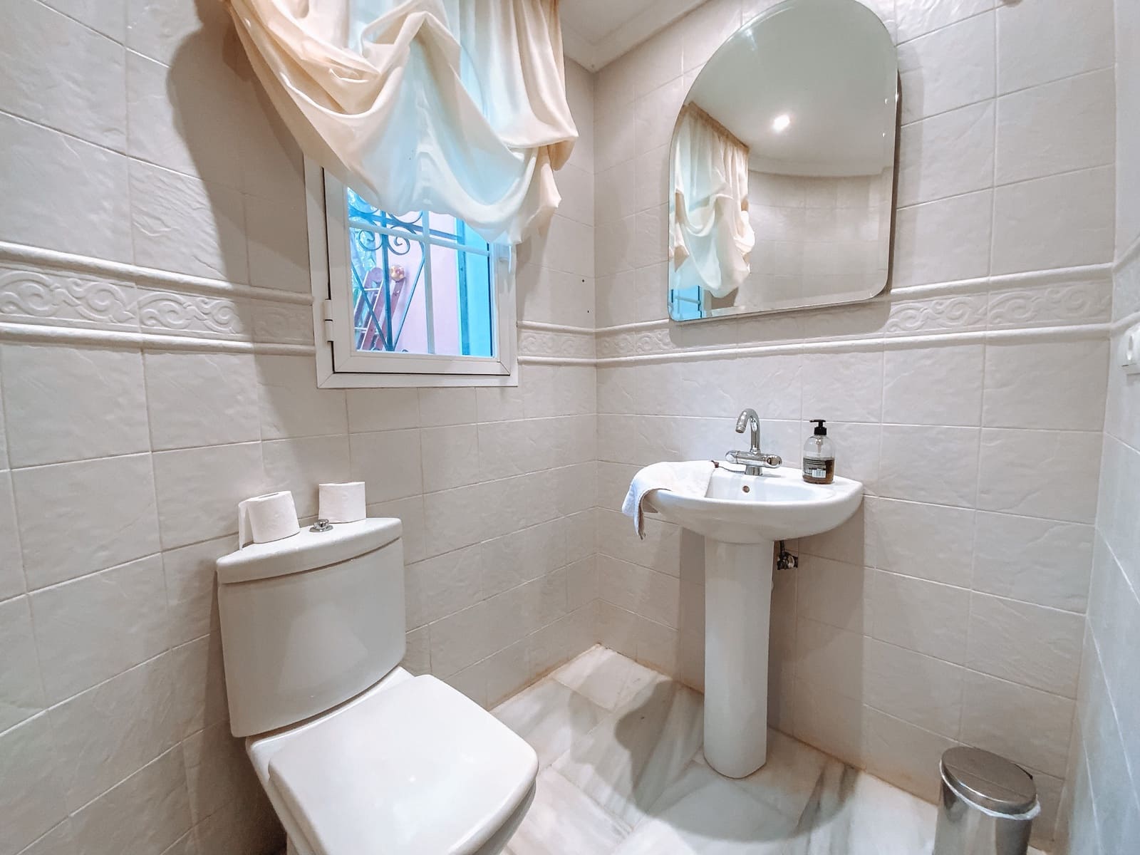 8 soveværelse Finca/Landehus til salg i Mijas Costa med swimmingpool garage - € 900.000 (Ref: 8633216)