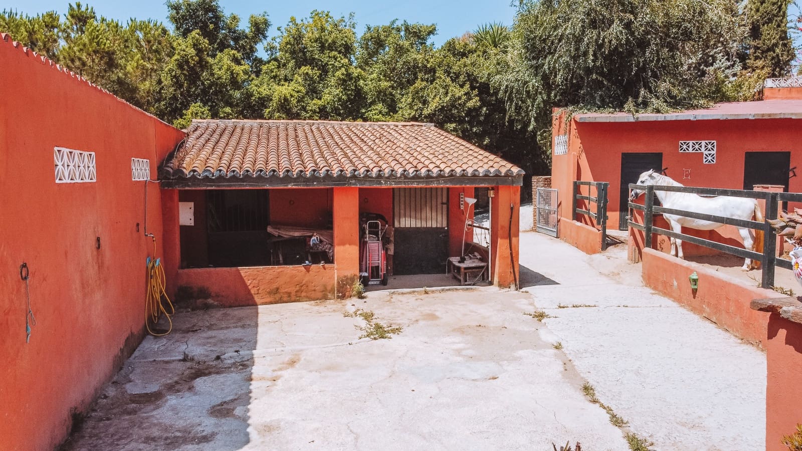 8 soveværelse Finca/Landehus til salg i Mijas Costa med swimmingpool garage - € 900.000 (Ref: 8633216)