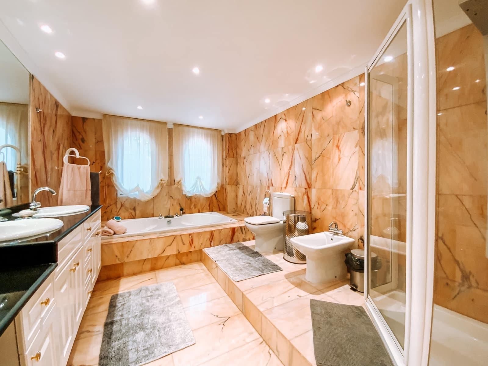 8 soveværelse Finca/Landehus til salg i Mijas Costa med swimmingpool garage - € 900.000 (Ref: 8633216)