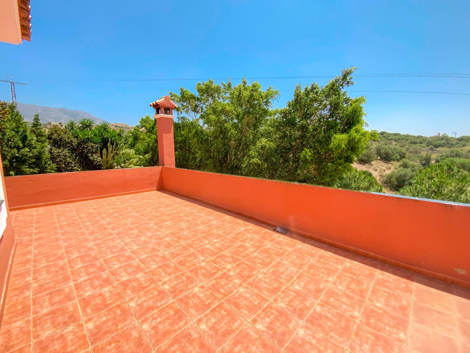 8 soveværelse Finca/Landehus til salg i Mijas Costa med swimmingpool garage - € 900.000 (Ref: 8633216)