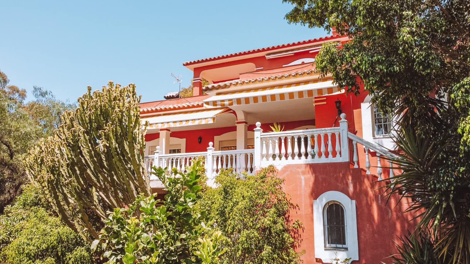 8 soveværelse Finca/Landehus til salg i Mijas Costa med swimmingpool garage - € 900.000 (Ref: 8633216)