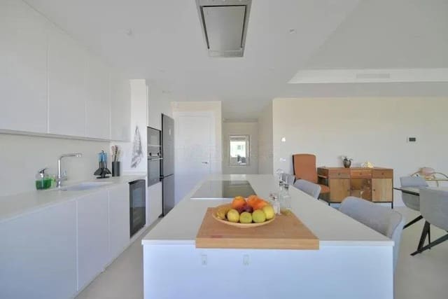 3 soveværelse Lejlighed til salg i Fuengirola med swimmingpool garage - € 810.000 (Ref: 8693011)