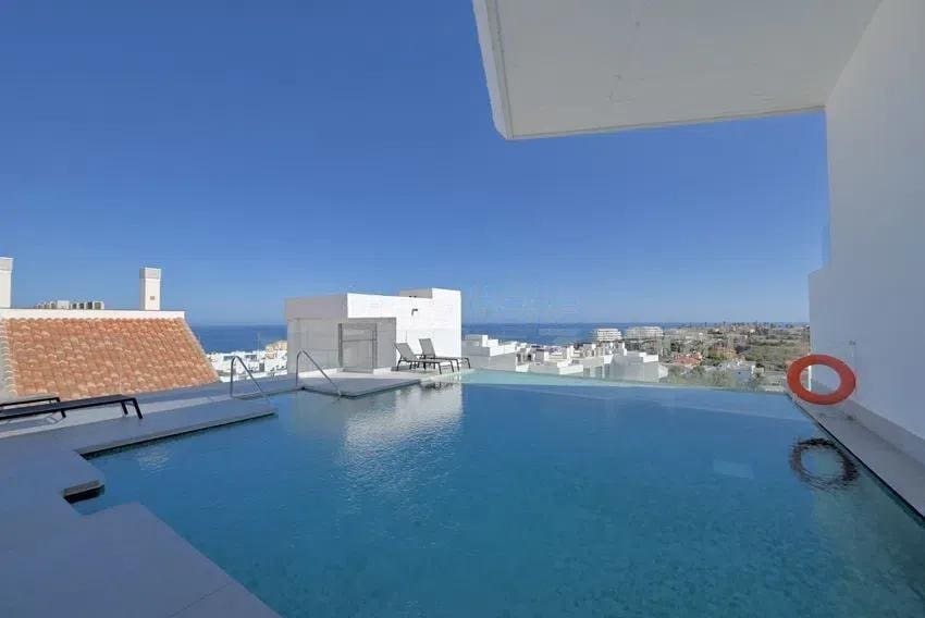 3 soveværelse Lejlighed til salg i Fuengirola med swimmingpool garage - € 810.000 (Ref: 8693011)