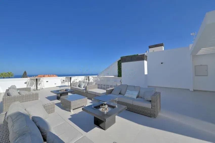 3 soveværelse Lejlighed til salg i Fuengirola med swimmingpool garage - € 810.000 (Ref: 8693011)