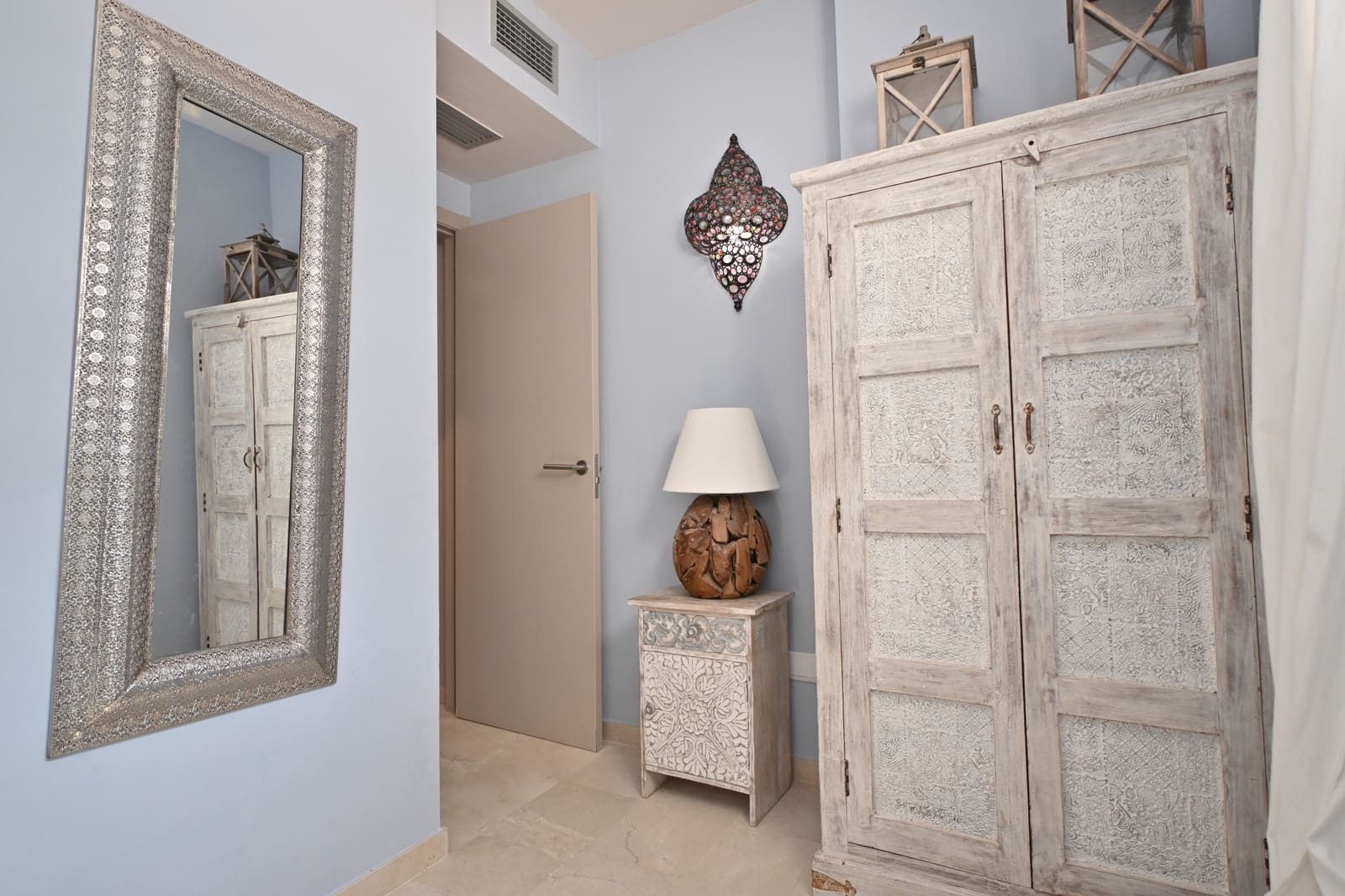 3 soveværelse Byhus til salg i Roca Llisa med swimmingpool garage - € 780.000 (Ref: 8747752)