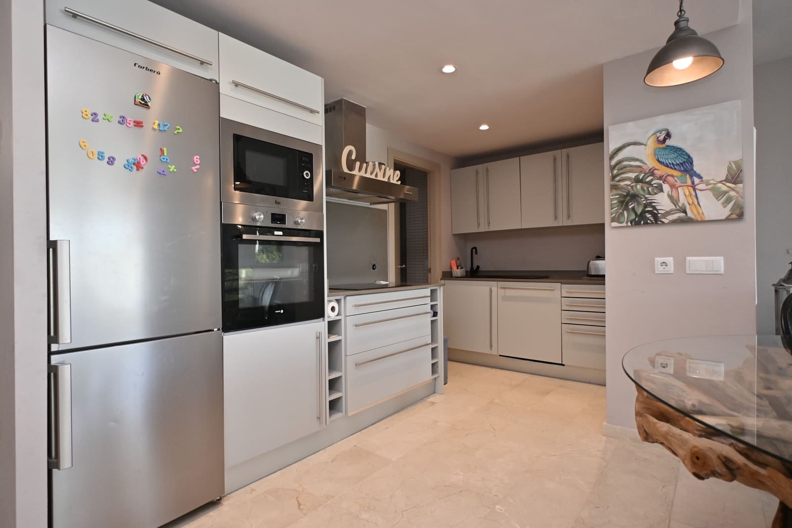 3 soveværelse Byhus til salg i Roca Llisa med swimmingpool garage - € 780.000 (Ref: 8747752)