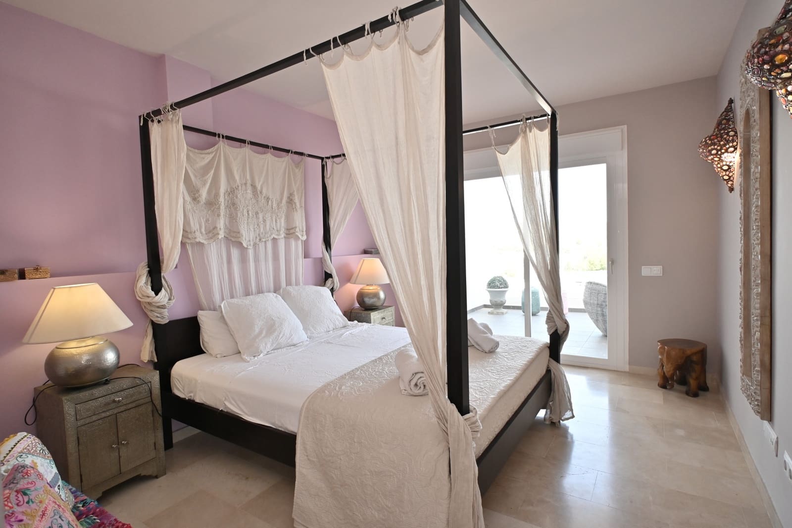 3 soveværelse Byhus til salg i Roca Llisa med swimmingpool garage - € 780.000 (Ref: 8747752)