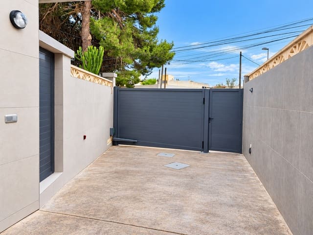 12 bedroom Apartment for sale in Ibiza / Eivissa town with garage - € 3,700,000 (Ref: 8752258)
