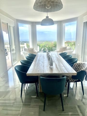 5 sovrum Villa till salu i Sotogrande, San Roque med pool garage - 2 295 000 € (Ref: 8847464)