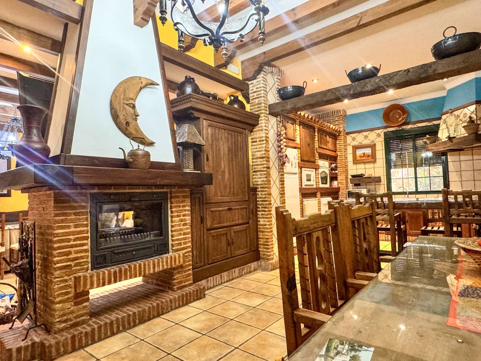 Casa de 4 habitaciones en Campillos en venta con piscina garaje - 369.000 € (Ref: 8851504)